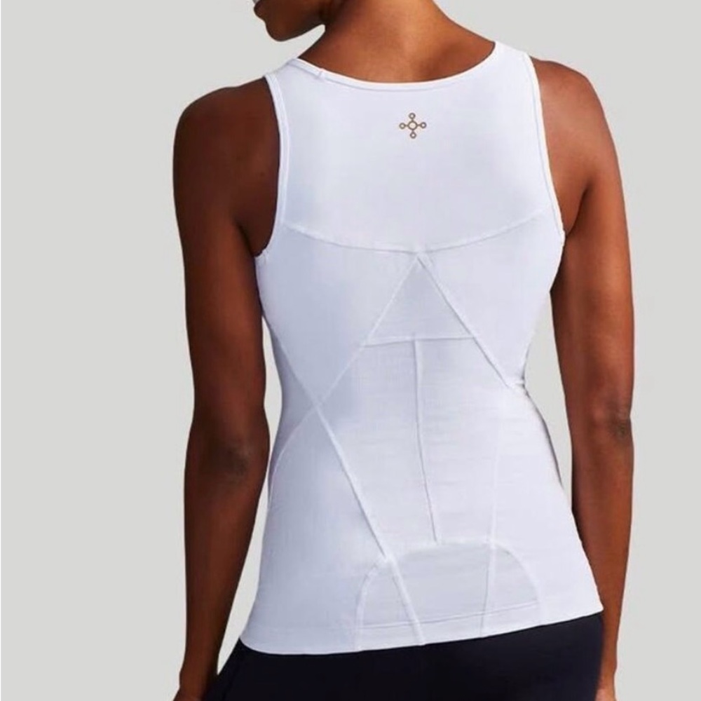 Tommie Copper White Support Tank Short Size M NEW - Picture 2 of 5